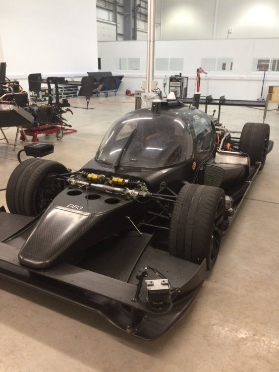 roborace.thumb.jpg.d67d89dc9352e61f3b5cbdb20b3e1504.jpg