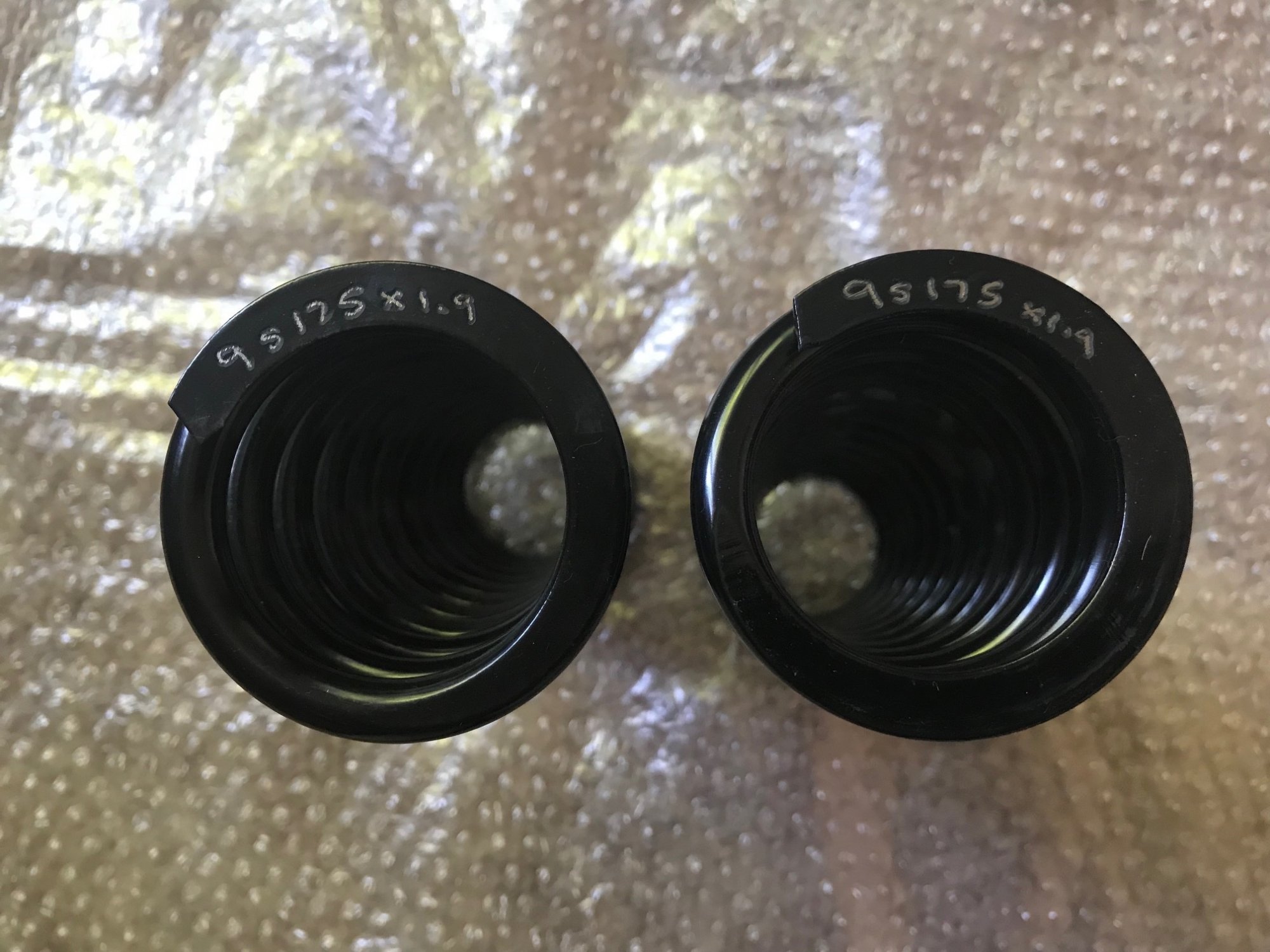 1823120020_rearsprings2.thumb.jpg.700bf61f2f431671b27957512d9710d5.jpg