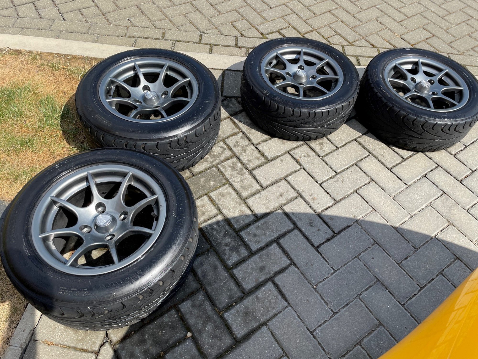 wheels1.jpg