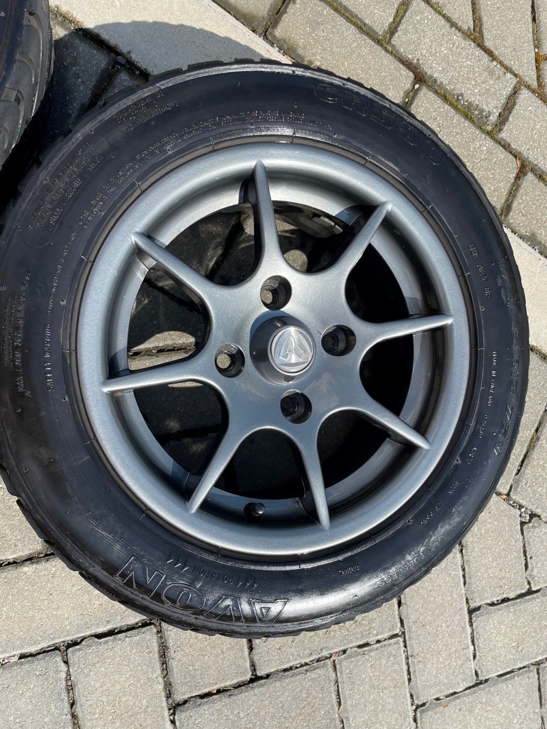 wheels2.jpg